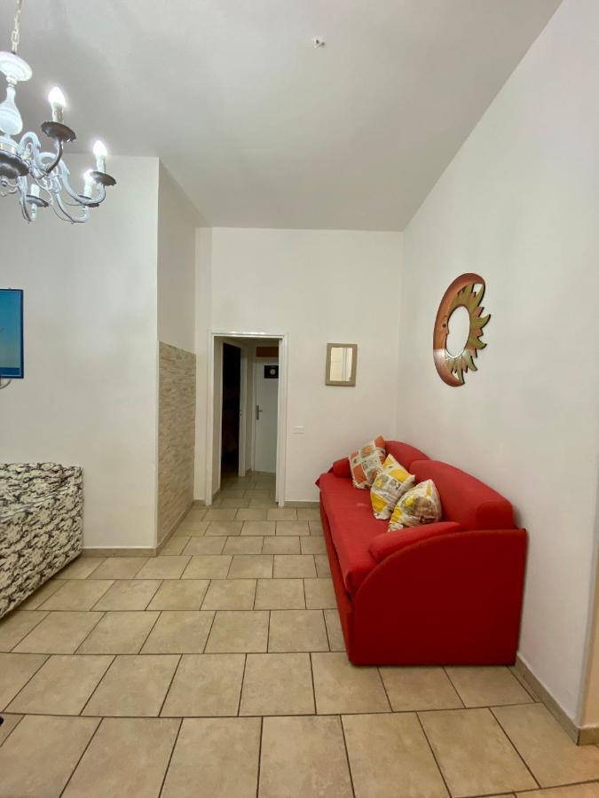 Holiday House Maurizio Формия Екстериор снимка
