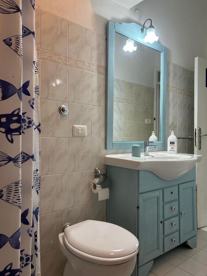 Holiday House Maurizio Формия Екстериор снимка