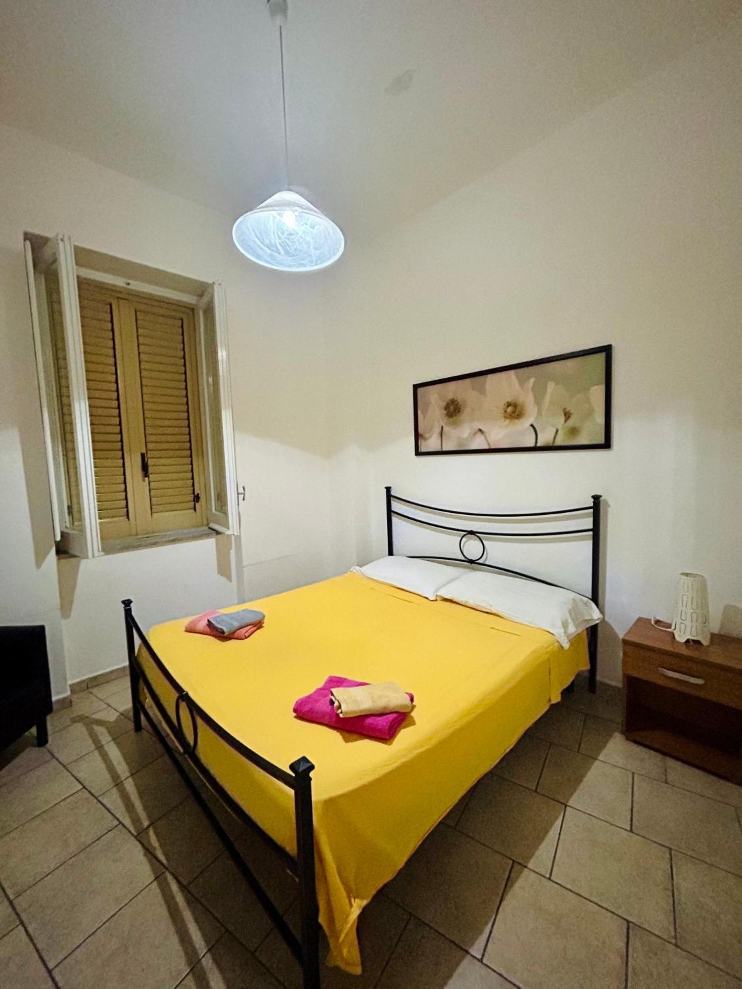 Holiday House Maurizio Формия Екстериор снимка