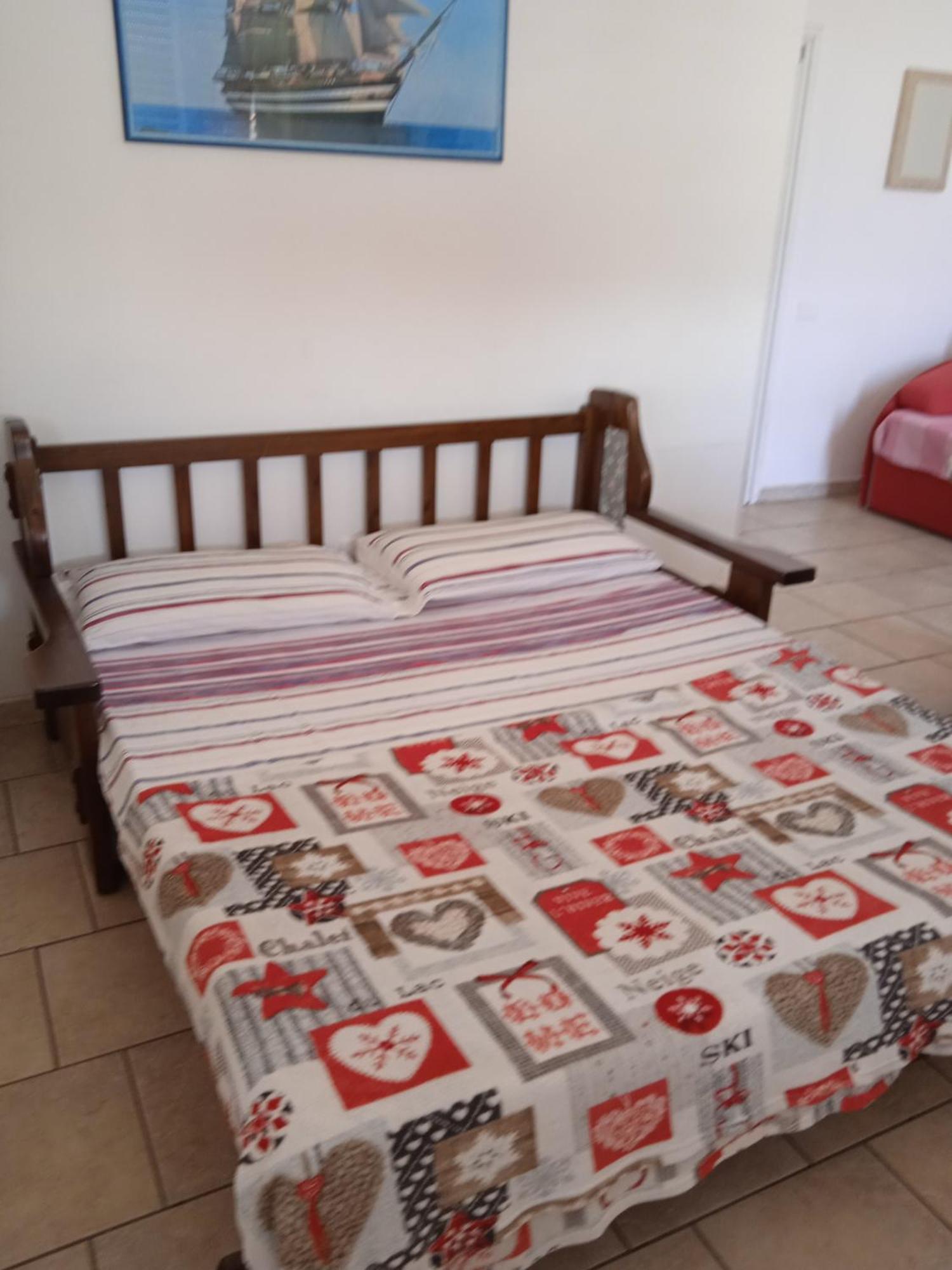 Holiday House Maurizio Формия Екстериор снимка